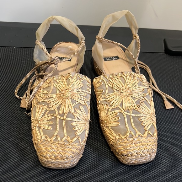 Stuart Weitzman Boho Tie Up Espadrilles Sandals Size 8.5 B - Picture 1 of 16